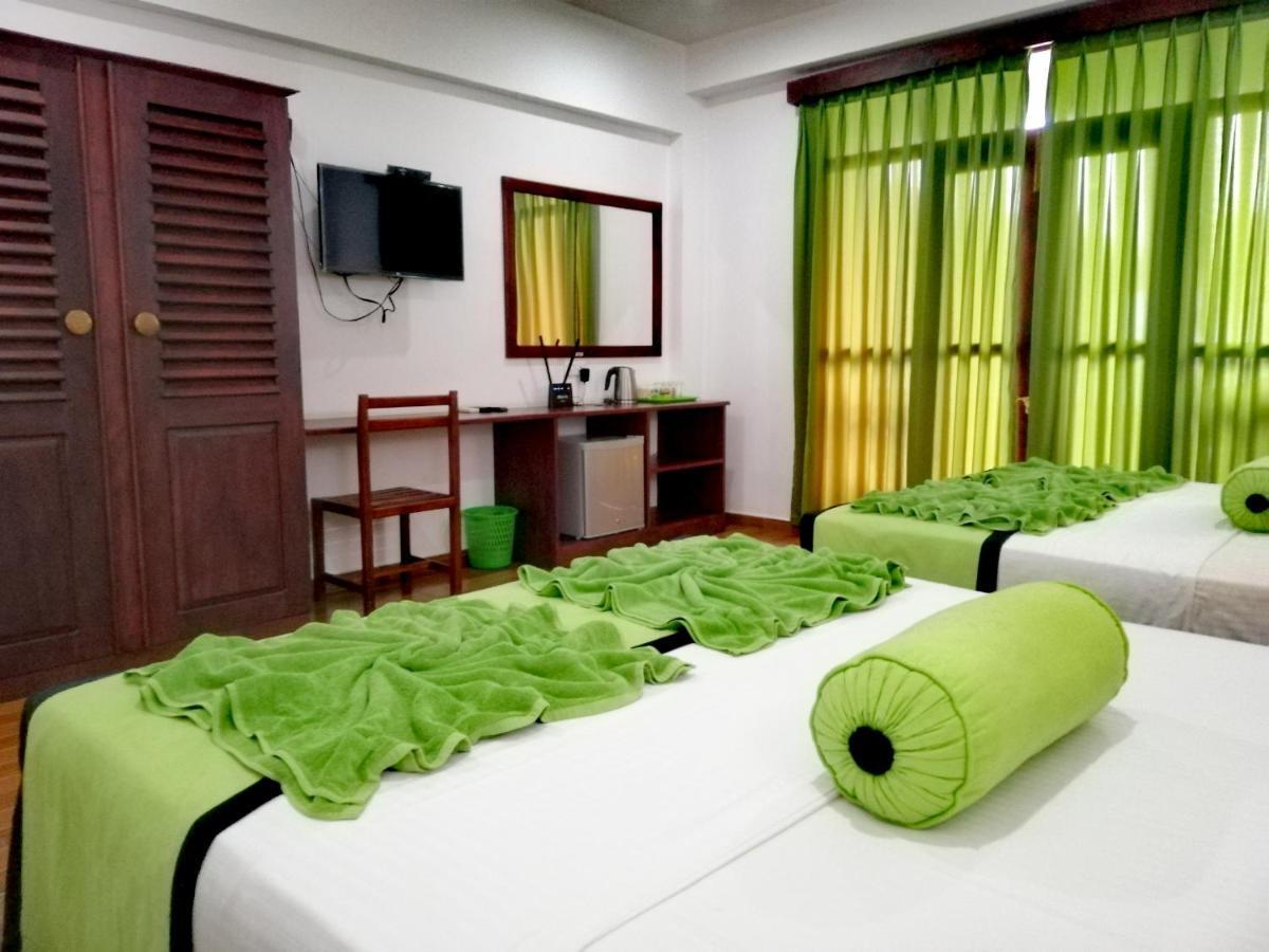 Serenade Beach Hotel Hikkaduwa Exteriér fotografie